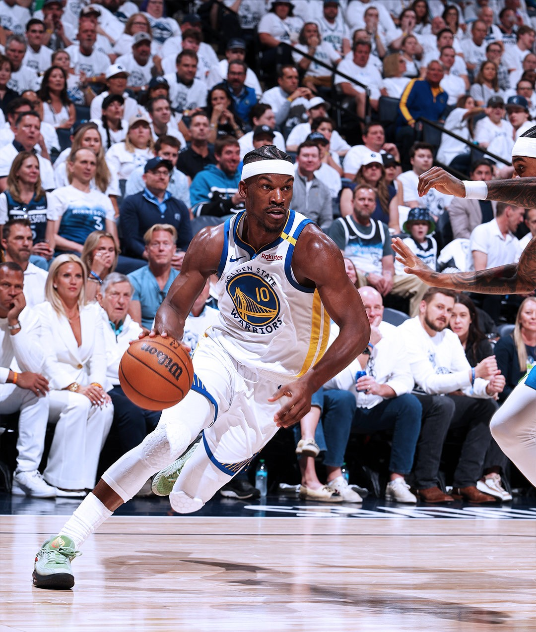 关于巴特勒连续十场比赛得分超过赛况扑朔迷离,拜仁挑战极限!的信息 关于巴特勒连续十场比赛得分超过赛况扑朔迷离,拜仁挑战极限!的信息