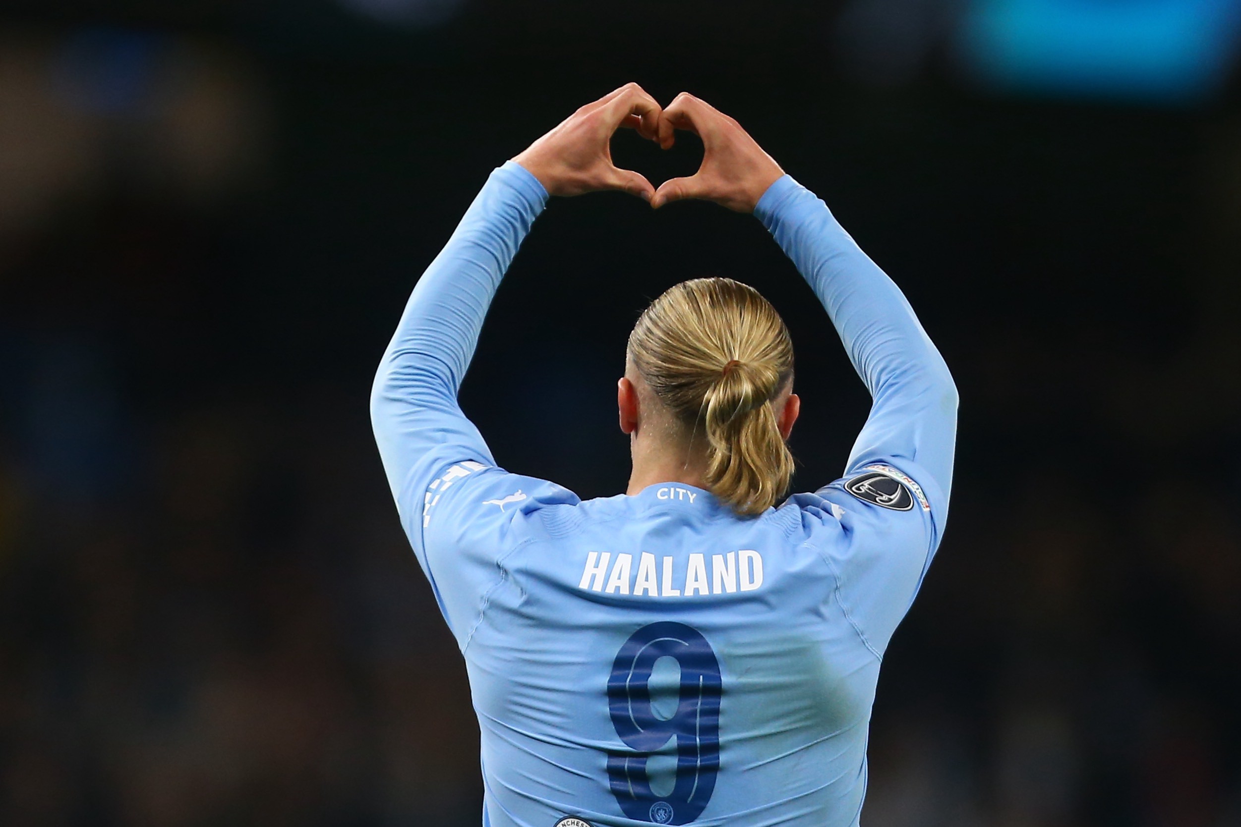 哈兰德爆冷击败RNG，赛况扑朔迷离引爆全场！(哈兰德到底什么水平)